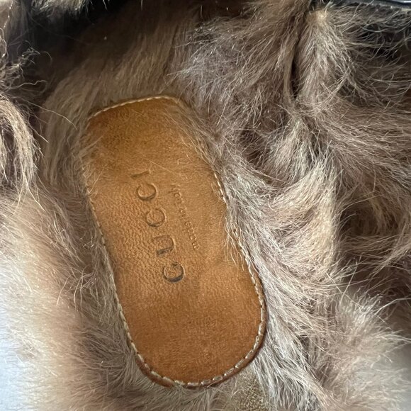 Gucci Black Leather Mules with Gold Detail - Picture 3 of 7